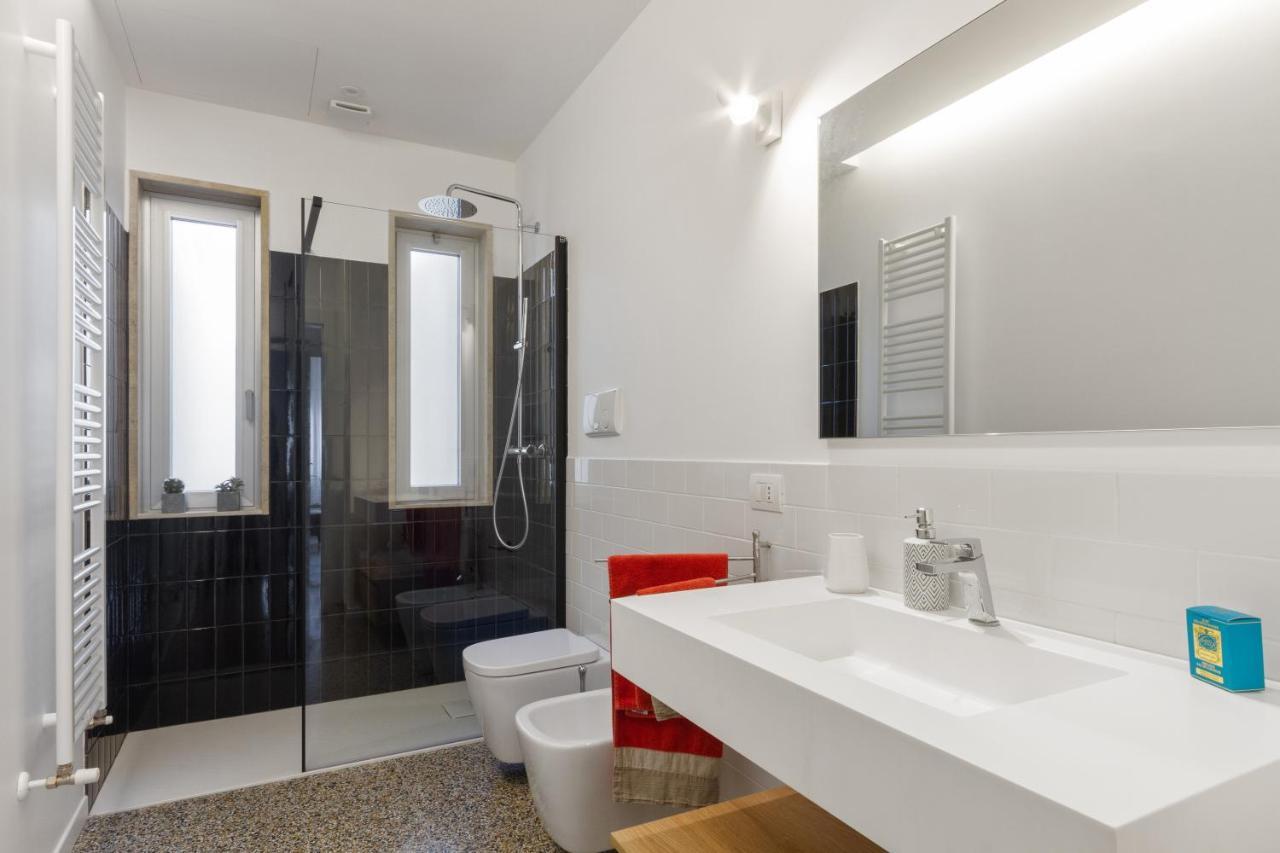 Inner City Apartments Lecce Kültér fotó